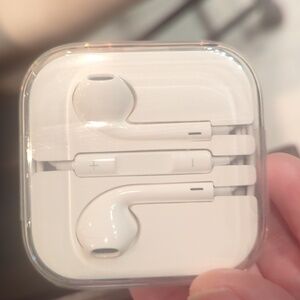 Apple Earpods 3.5mm headphones